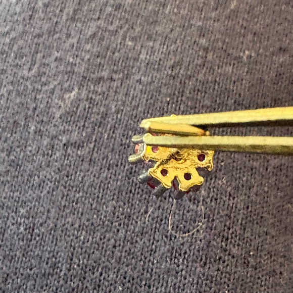 Nose Ring- 20G Red Nose Stud. Surgical Steel, Silver Tone Red Stones & cz nwt - Picture 4 of 10